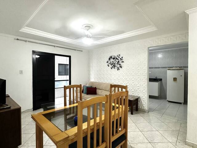 #220 - Apartamento para Venda em Praia Grande - SP